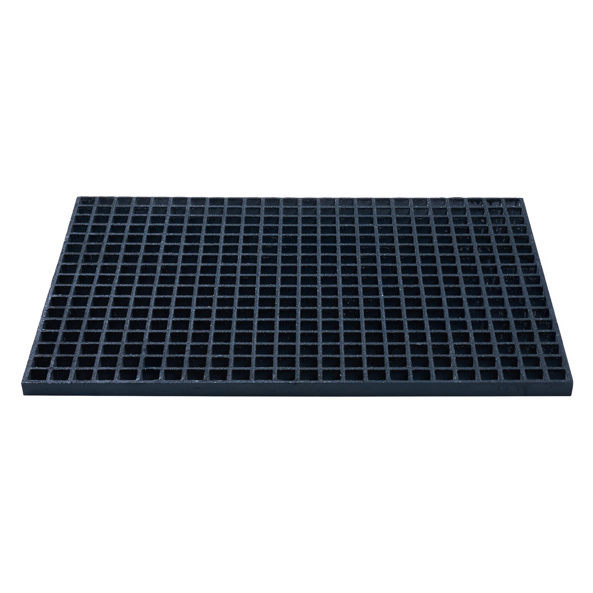front full view of the gray grating